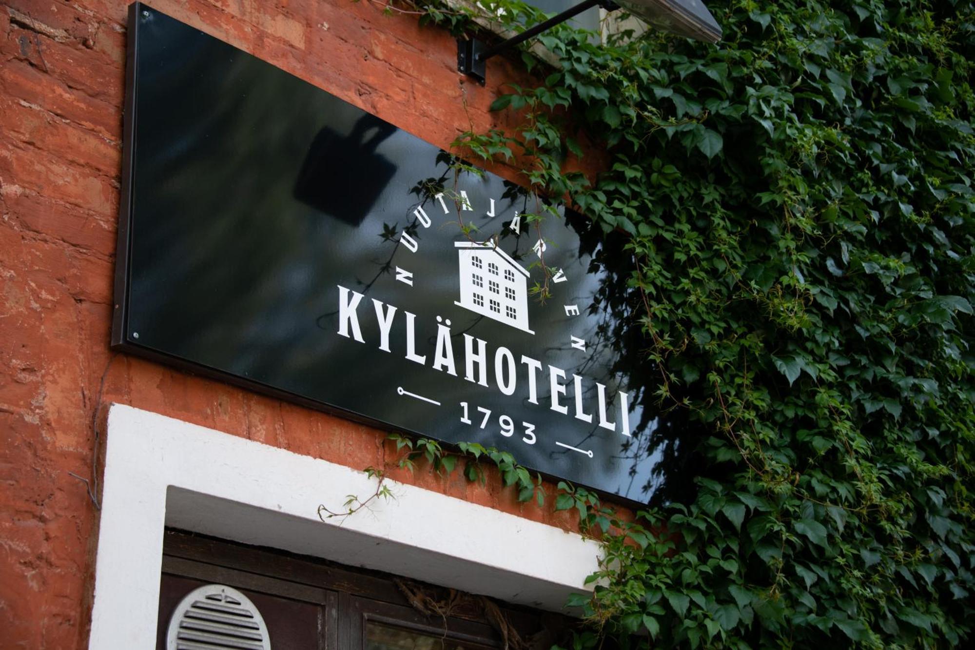Nuutajaerven Kylaehotelli 1793 Nuutajarvi Bagian luar foto