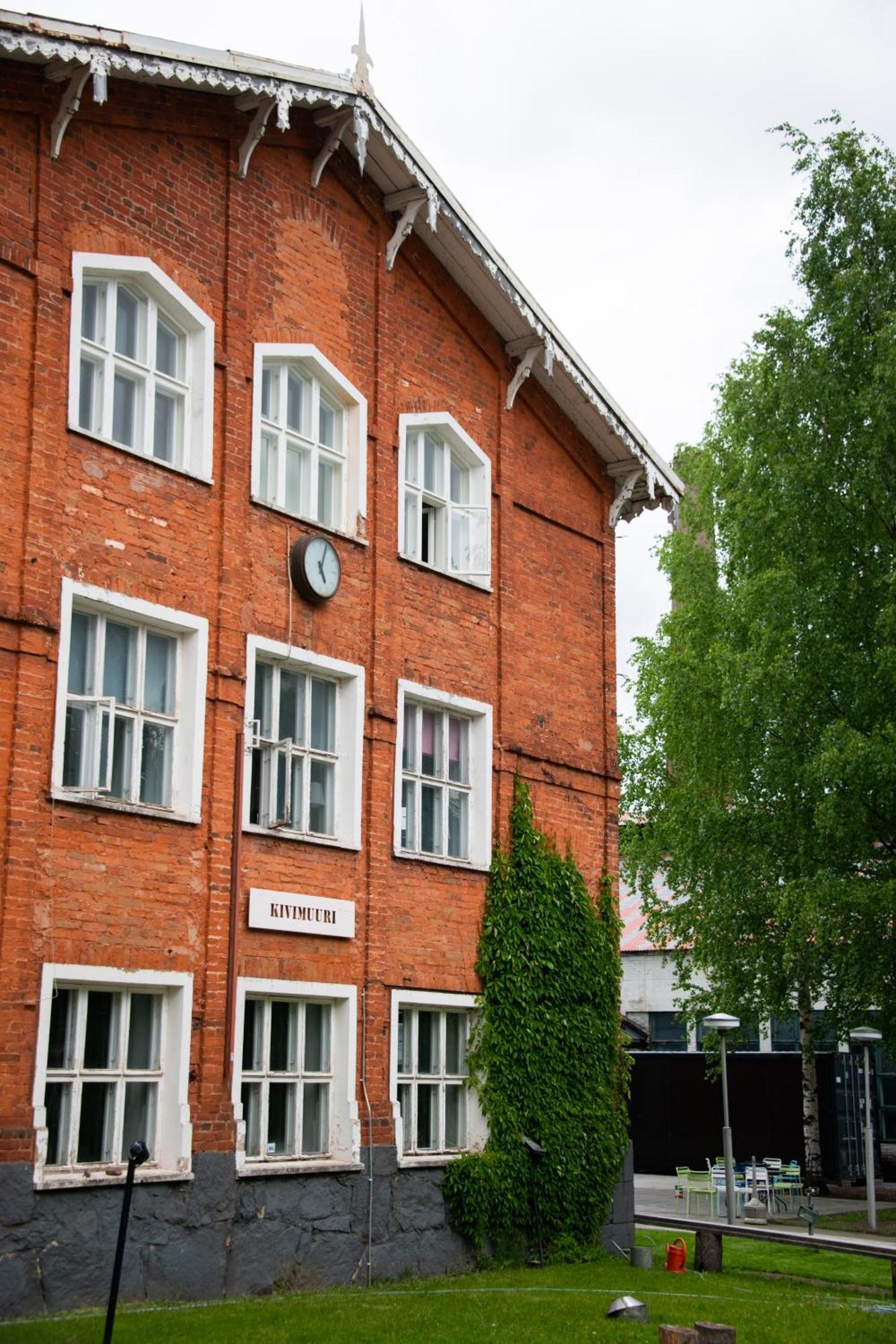 Nuutajaerven Kylaehotelli 1793 Nuutajarvi Bagian luar foto